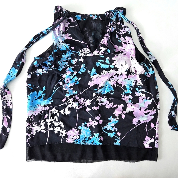 Diane Von Furstenberg Silk Sleeveless Top, Size P/S - Picture 2 of 6